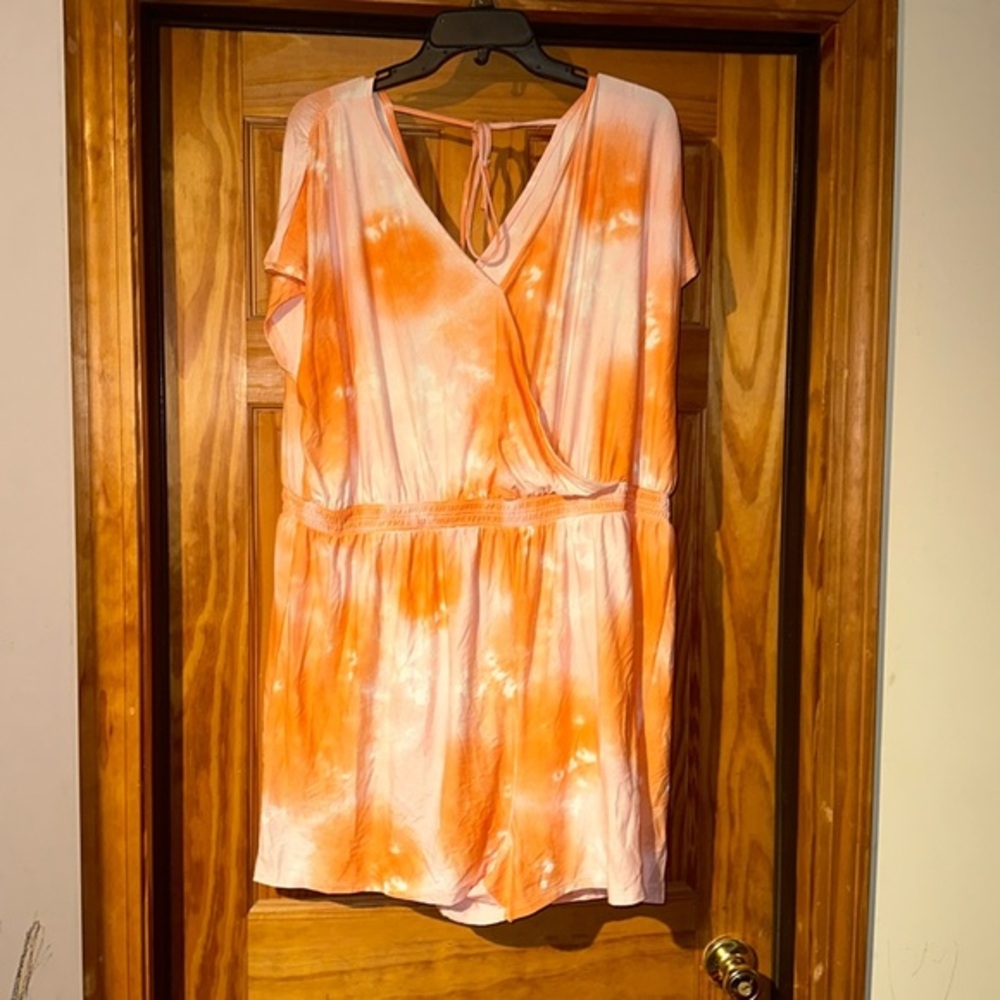 Romper - Picture 1 of 3